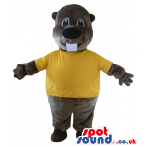 Brown beaver with a big tooth wearing a yellow t-shirt - Custom
