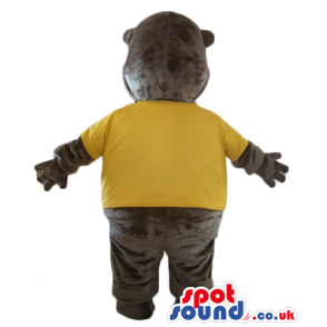 Brown beaver with a big tooth wearing a yellow t-shirt - Custom