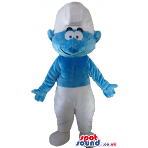 Smiling smurf wearing white trousers and a white hat - Custom