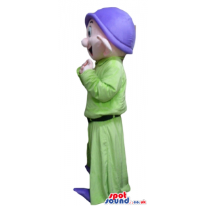 Young dwarf wearing a purple hat, a green shirt, green trousers