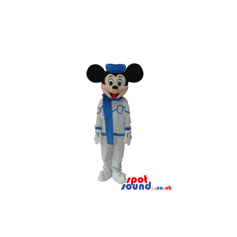 Mickey And Minnie Mouse Disney Mascots Wearing Winter Clothes -