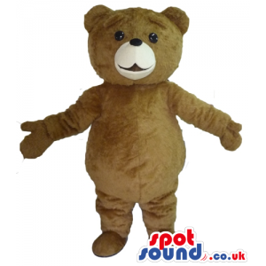 Smiling brown bear mascot with beige detail round the mouth -