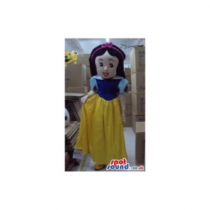 SPOTSOUND UK Mascot of the day : Snow White Girl Beautiful Children Story Disney Character Mascot. Discover our #spotsound #uk #mascots and all other Mascots seven dwarveson our webiste : https://bit.ly/3sKy4o1378. #mascot #costume #party #marketing #ev... https://www.spotsound.co.uk/mascots-seven-dwarves/3737-snow-white-girl-beautiful-children-story-disney-character-mascot.html